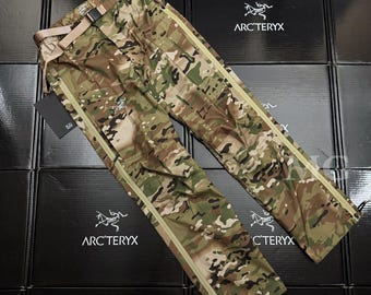 Spodnie Arcteryx LEAF Alpha LT Gen 2.1 w kamuflażu Multicam
