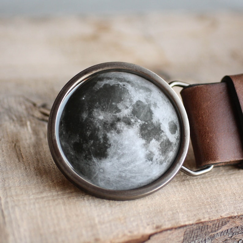 Full Moon Circle Belt Buckle, Moon Gift for Him for Her, Space gift idea image 3