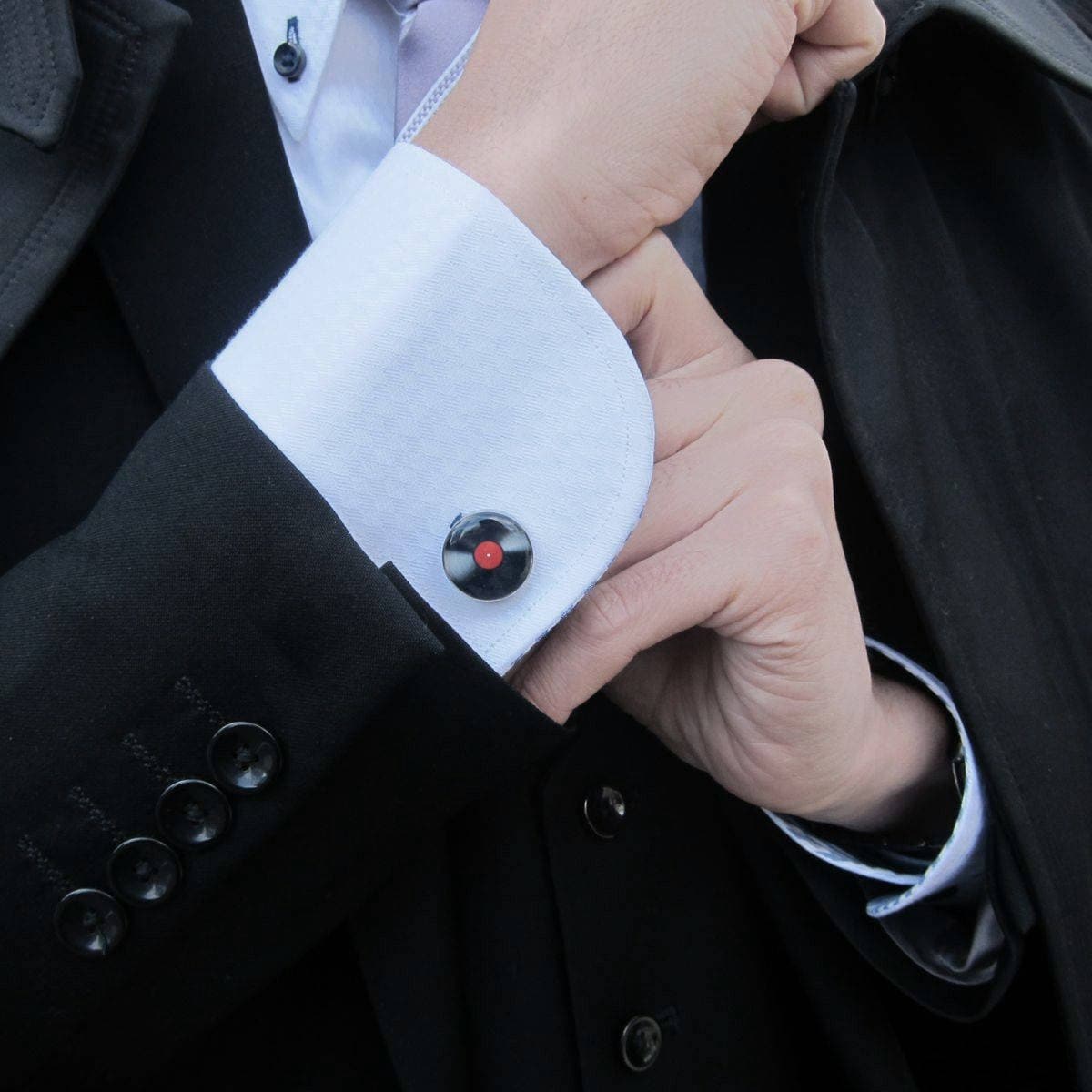Gemelli con iniziale V color argento | Disponibile