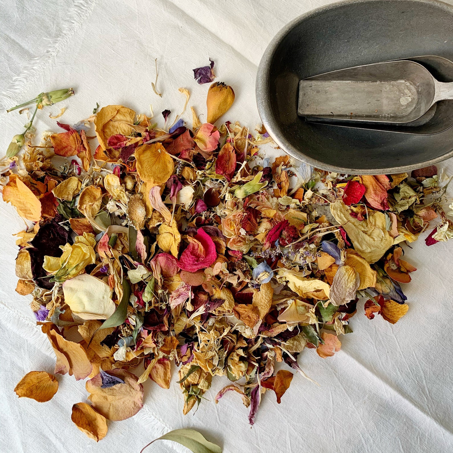 Assorted Flower Petals.Wedding Dried Petals.Flower Etsy