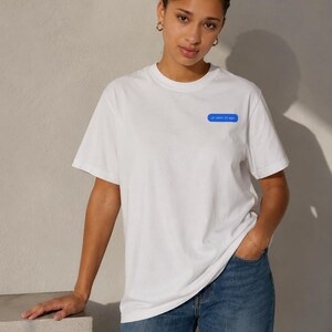 seen 2h ago text message bubble T-Shirt | minimal phone text design
