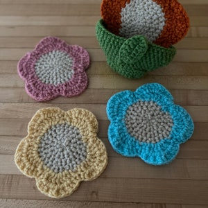 Sous-bocks fleuris, ensemble de sous-bocks fleuris au crochet, sous-bocks fleuris au crochet avec panier, lot de 4 sous-bocks, sous-bocks fleuris au crochet, cadeau pour maman image 9