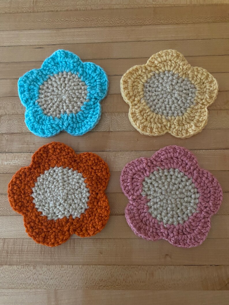 Sous-bocks fleuris, ensemble de sous-bocks fleuris au crochet, sous-bocks fleuris au crochet avec panier, lot de 4 sous-bocks, sous-bocks fleuris au crochet, cadeau pour maman image 8