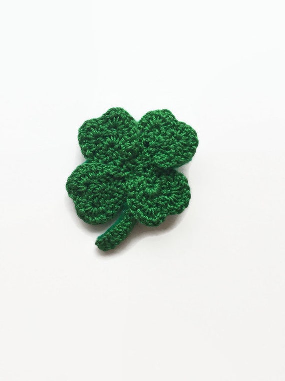 JNAWA 6pcs St. Patrick's Day Clover Enamel Brooch Metal Pin Badge Brooch Green Irish Lucky Clover Leaf Brooch Party Favor For Women Girls - Foto 12