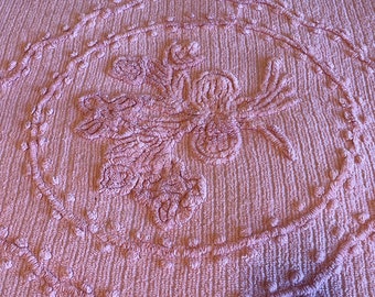 Vintage Chenille Bedspread *Pink* Beautiful