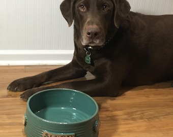 Custom XL Stoneware Dog Bowl: Personalized Pet Feeding Bowl