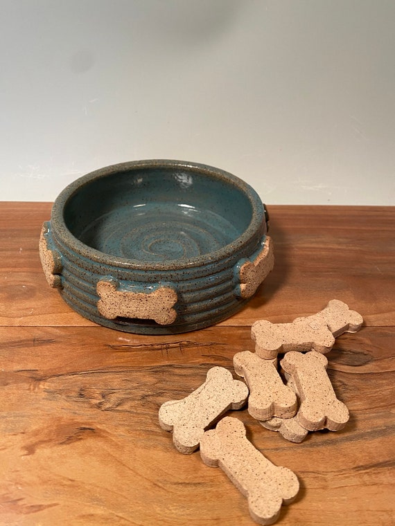 are there chew toys for cats PETDURO Cat Toys for Indoor Cats Fish Shaped Interactive Teething Chew