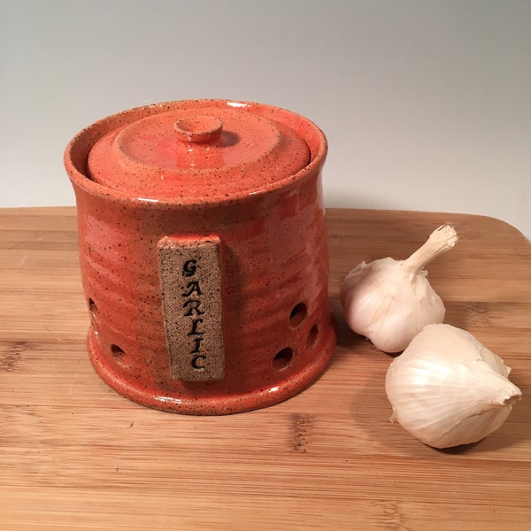 Garlic Jar - Lidded Pottery Jar -Garlic Keeper -Kitchen Storage -Coral Burnt Orange ceramic - farmhouse style -Ceramics - Pottery -Stoneware