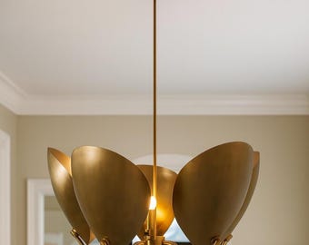 Handmade Mid Century Modern Brass Beetle Curved shade Chandelier Pendant Light Vintage Italian Sputnik Stilnovo Ceiling Lamp Light Fixture