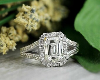 Weißer Emerald Cut Split Schaft Halo Ehering, 925 Sterling Silber, 9 x 7 MM
