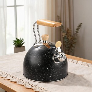 Tetera silbante de acero inoxidable con mango de madera, tetera vintage, olla de cocina retro, tetera clásica para estufa, regalo para amantes del té.