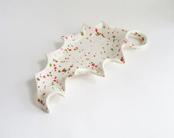 Vintage Ceramic Dish Holly Leaf Holland Mold