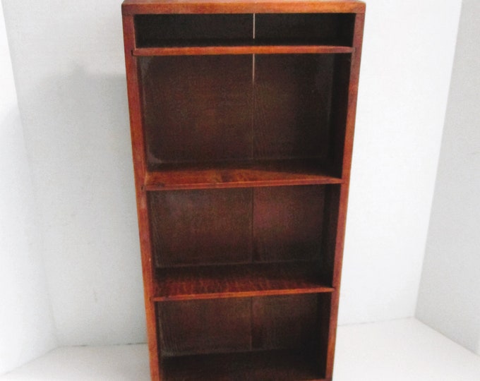 Vintage Dovetail Wood Shelf Wall Hanging Sectioned Centerpiece Decor