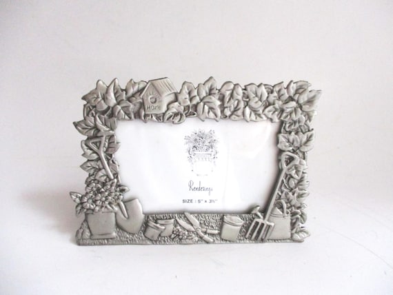 Vintage Garden Theme Pewter Frame 3.5 x 5 Picture