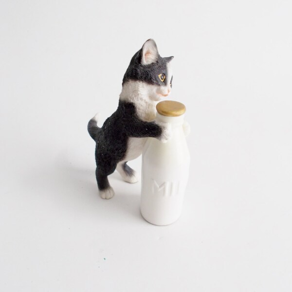 Vintage Kitten with Milk Bottle Figurine