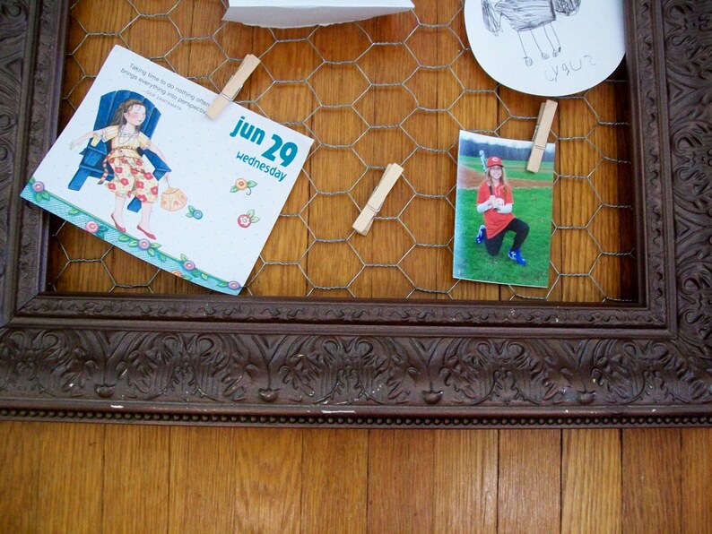 Vintage Message Board Framed Chicken Wire Photo Display 16 X Etsy