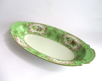 Plato vintage para servir con motivos florales verdes de Japón