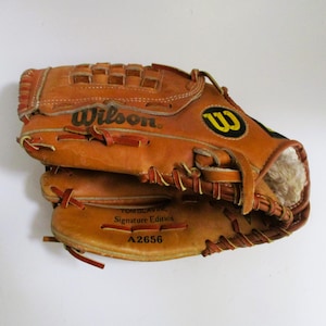 Vintage Wilson Baseball Glove - Etsy