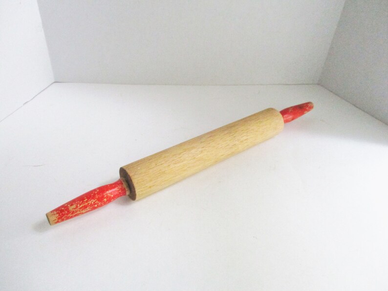 Vintage Rolling Pin Red Chippy Handles Light Wood Grain Etsy