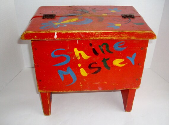 Vintage Folk Art Red Shoe Shine Box Red Stool Shine Mister Etsy 日本