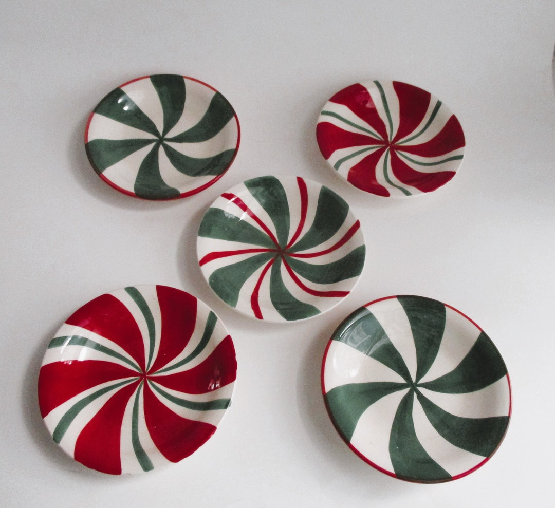 Vintage Christmas Plates Set of 5 Nantucket Home for Christmas Red