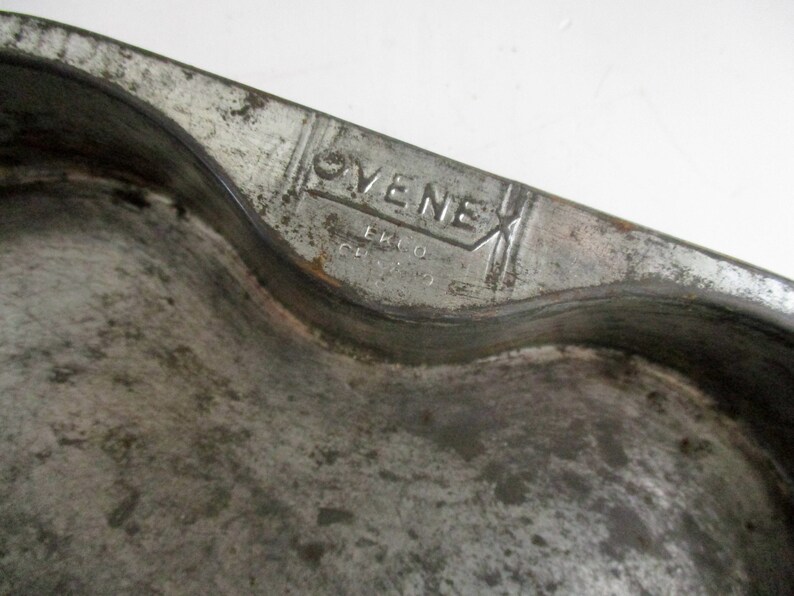 Vintage Cake Pans Ekco Heart Ovenex Baking Pans Set of 2 Etsy