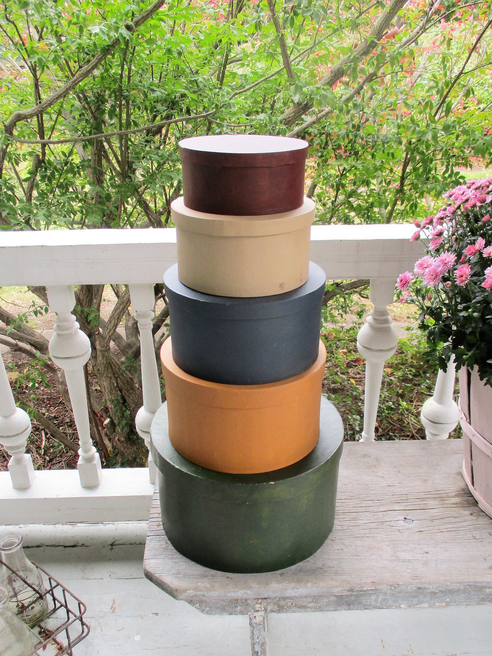Vintage Nesting Boxes Set of 5 Cardboard Stacking Round Boxes | Etsy