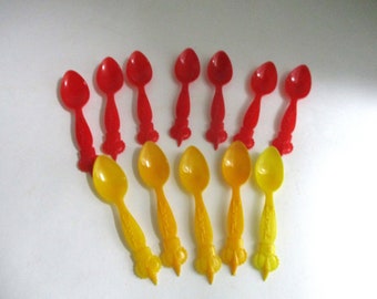 Vintage Plastic Carvel Ice Cream Spoons Set of 12