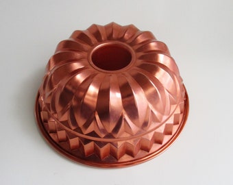 Vintage Bundt Pan TWO AVAILABLE Aluminum Copper Tone 9 Cup Gelatin Mold Baking Pan