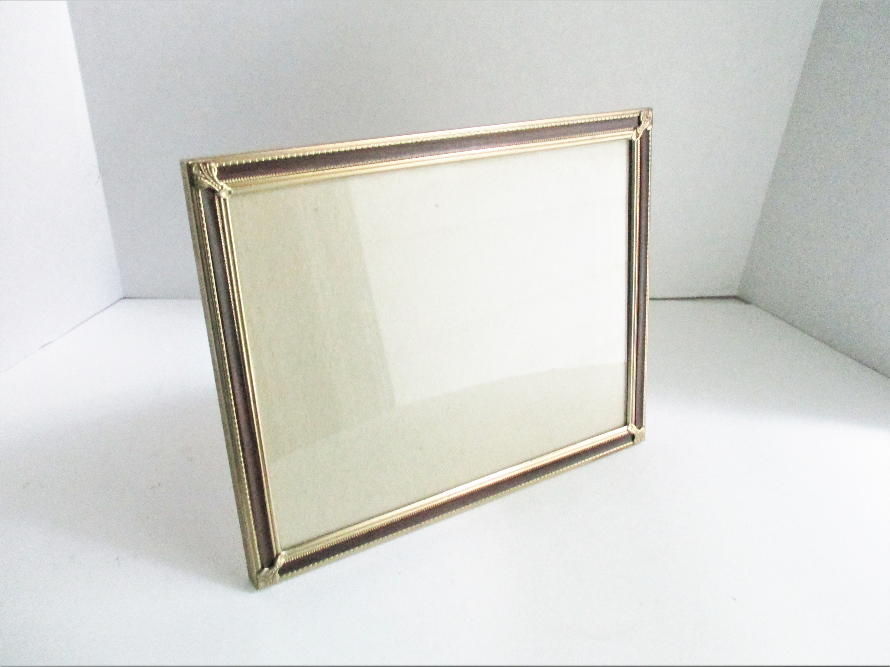 Vintage Frame Metal Gold Tone Faux Wood Design 8 x 10 Picture Etsy