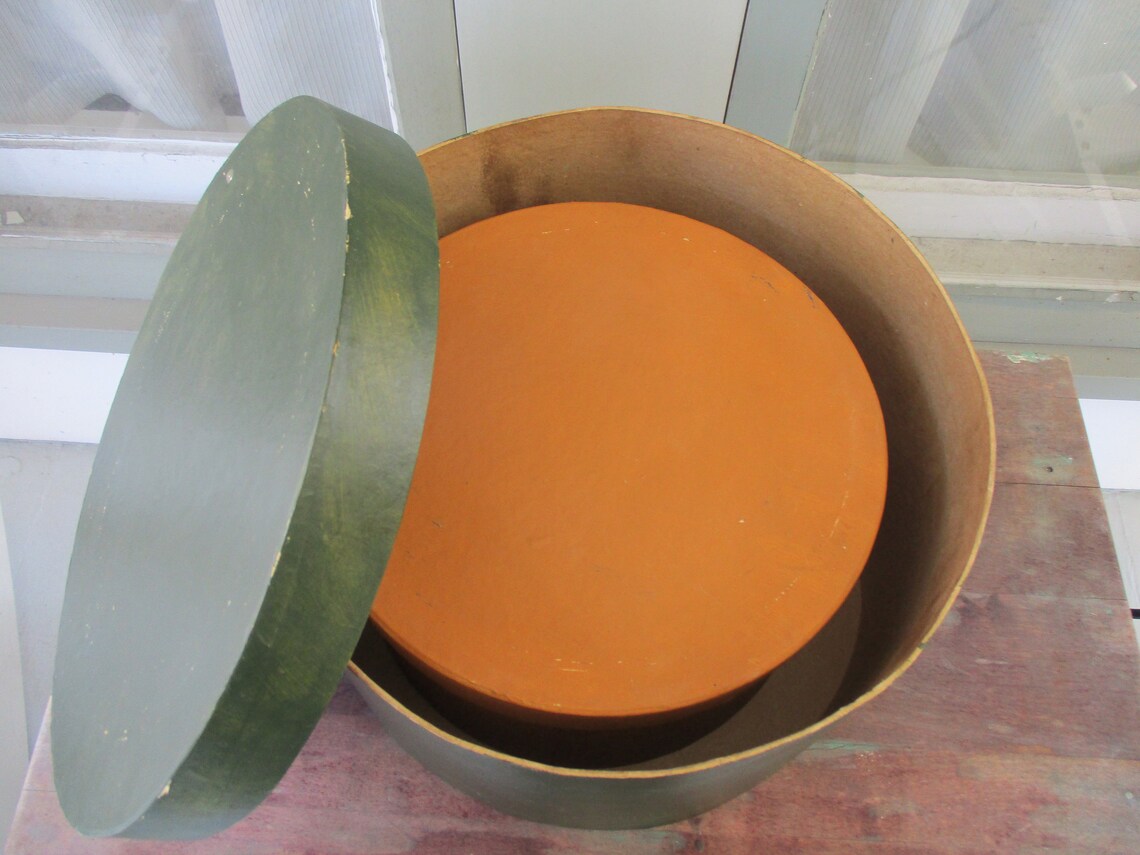 Vintage Nesting Boxes Set of 5 Cardboard Stacking Round Boxes Etsy