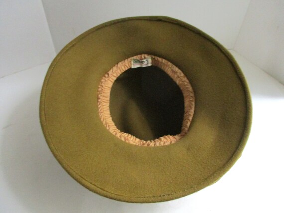 Vintage Ladies Hat Wool Felt Wide Brim Chenille R… - image 5
