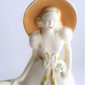 Vintage Hull Planter Girl with Sunhat 1940's