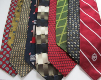 Vintage Men's Designer Neckties Assorted Random Lots of 10