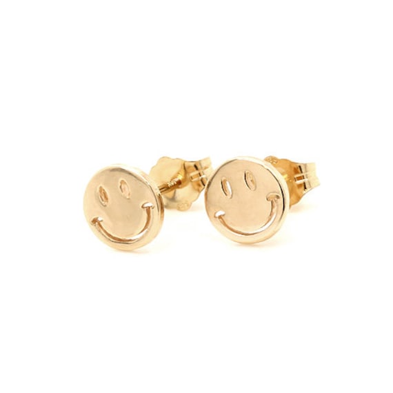 Top 82+ smiley face earrings stud super hot - 3tdesign.edu.vn