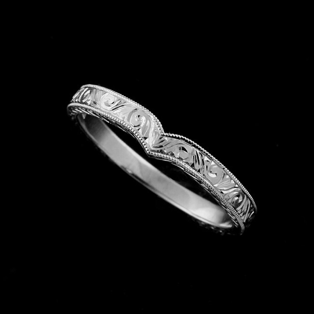 V Pointed Wedding Ring Engraved Wedding Ring Vintage Style Etsy
