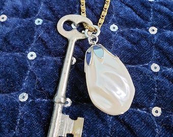 Pearl Drop Antique Skeleton Key Necklace