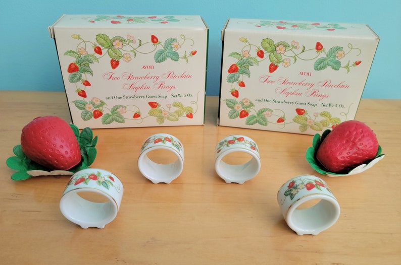 2 Sets of Avon 1978 Vintage Strawberry Porcelain Napkin Rings and Guest Soap, New in Box image 7