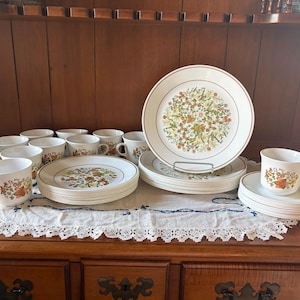 Vintage Corelle Dinnerware Sets - Etsy