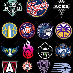 Peut inclure: Une collection de seize logos d'équipes de la WNBA disposés en grille sur un fond noir. Les logos présentent divers designs graphiques incluant des ballons de basket, des flammes, des horizons urbains, des animaux et des noms d'équipes comme Indiana Fever, Las Vegas Aces et Golden State Valkyries.
