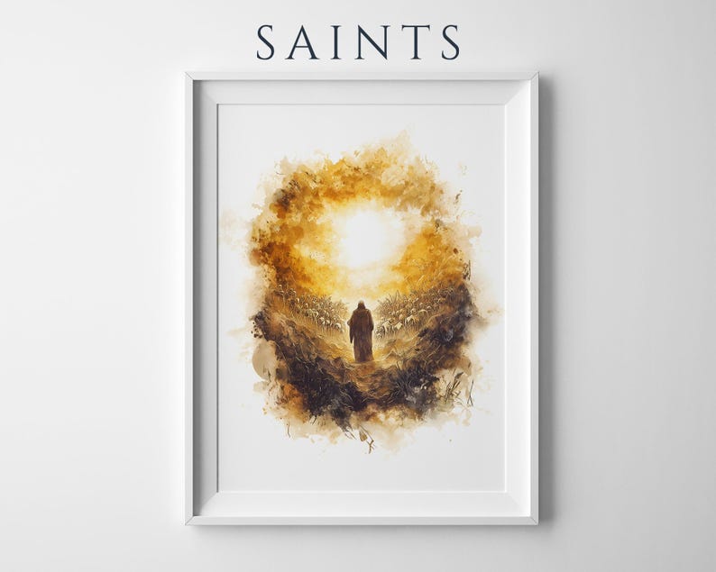 K&ouml;nnte beinhalten: Ein gerahmter Kunstdruck mit dem Titel SAINTS, der eine Illustration im Aquarellstil zeigt, auf der eine einsame Figur auf eine helle, leuchtende goldene Sonne zugeht. Die Szene ist in warmen Bernstein-, Braun- und Wei&szlig;t&ouml;nen gehalten.