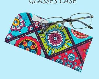Glasses Case Sewing Pattern, Eyeglass Case PDF Pattern, Easy Glasses Pouch, Beginner Sewing Project, Fabric Eyewear Case gcs001