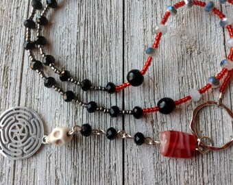 Hekate Rosary with Black and Gray/White AB Crystals and a White Howlite Skull, Hellenic Prayer Beads, Dark Goddess, Witch Queen, Hecate