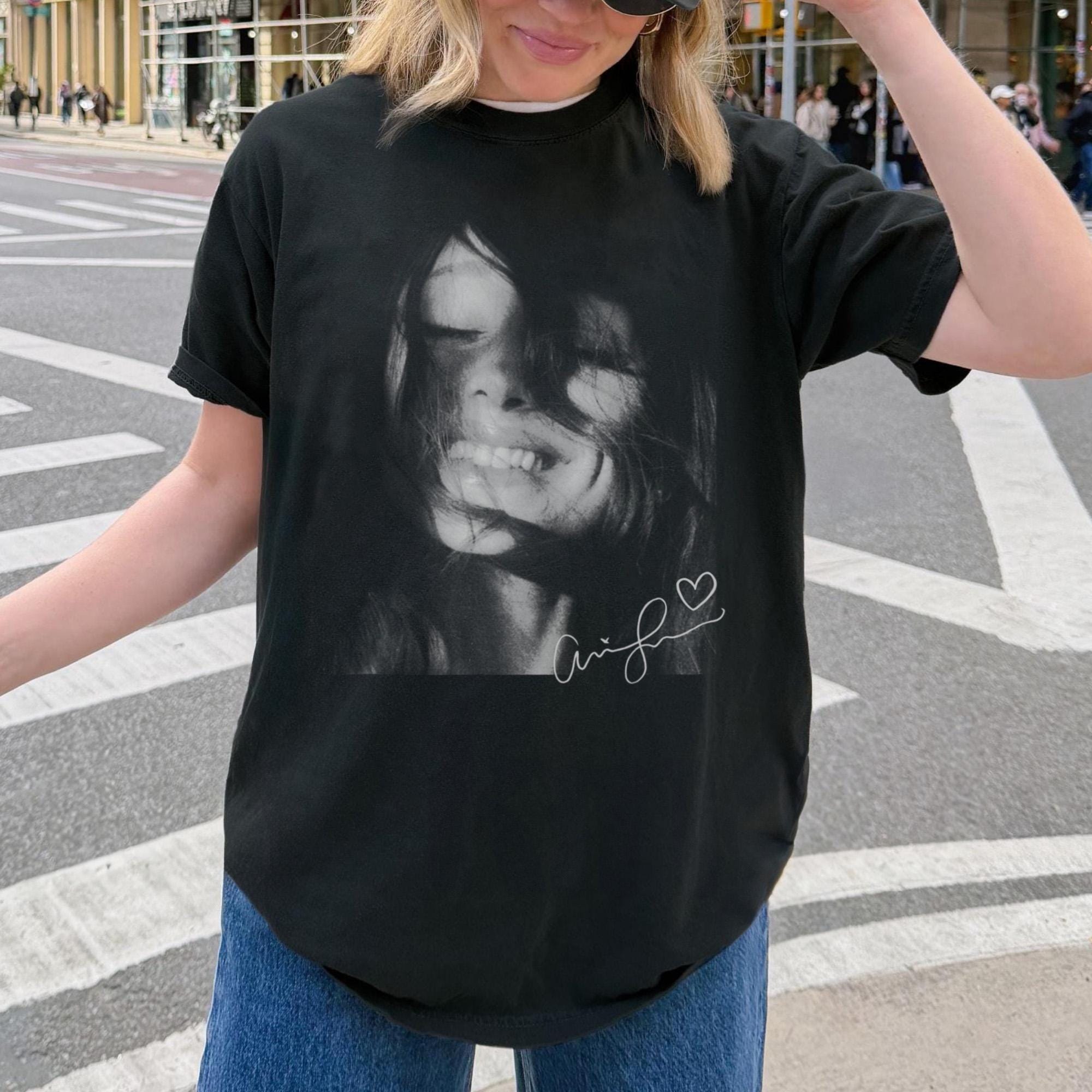 Ariana Grande Vintage Tshirt - Etsy