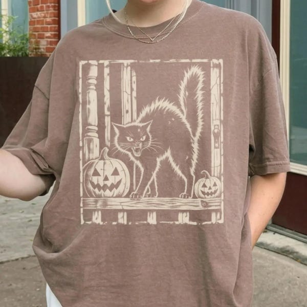 Black Cat Porch Shirt, Vintage Halloween Pumpkin Tee