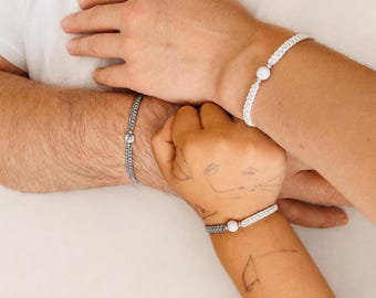 Family Bracelet Set, Matching Bracelets for Mom Dad and Kids, White Howlite Bracelet, Family Reunion Gift, Mommy Daddy Gift