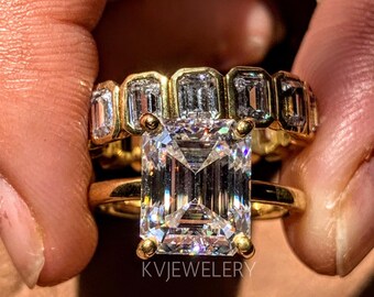 Conjunto de anillo de compromiso de moissanita talla esmeralda de 3 quilates con banda de oro macizo y engaste biselado. Conjunto nupcial de 2 piezas. Conjunto de anillos único para mujer. Regalos.