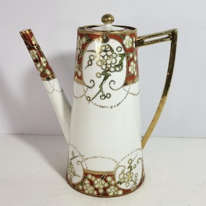 Stary ręcznie malowany japoński garnek z porcelany Moriage z czekoladą w kształcie kwiatu wiśni