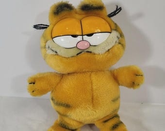 Vintage 1981 Dakin Garfield Standing Stuffed Cat Plush Toy