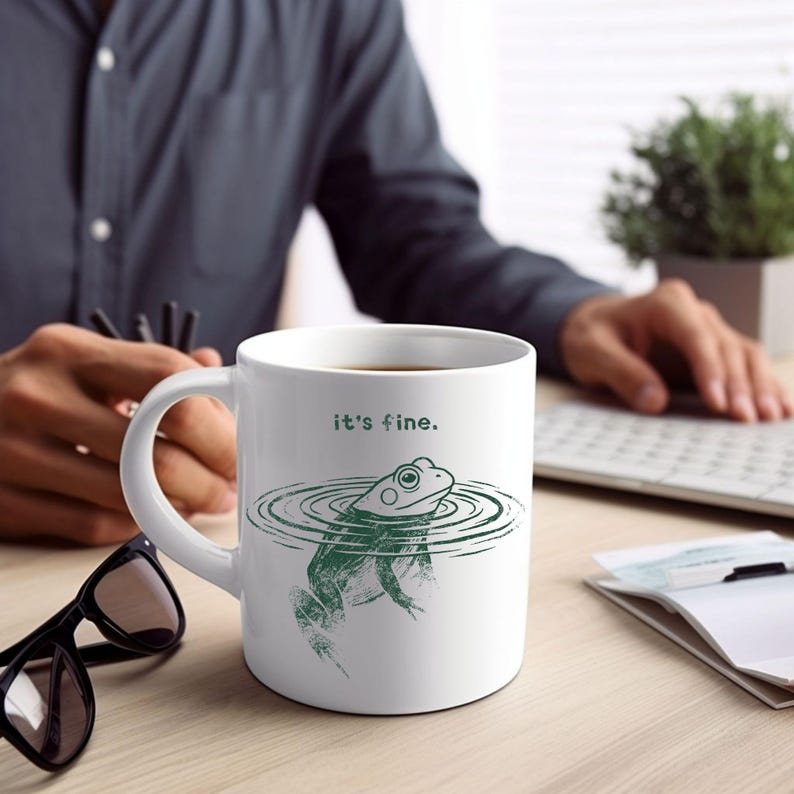 Rolig grodmugg Det är fint kaffekopp söt estetisk groda present vintagestil djurmugg sarkastisk humor kopp trendig mememugg presentidé bild 6